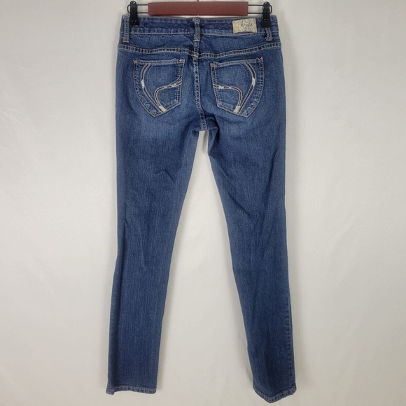 Ariya Juniors Jeans Size 5 Low Rise Womens Skinny Leg Distressed Blue Denim - Picture 2 of 10